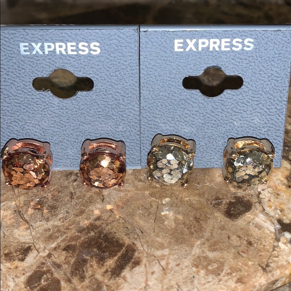 Express earrings